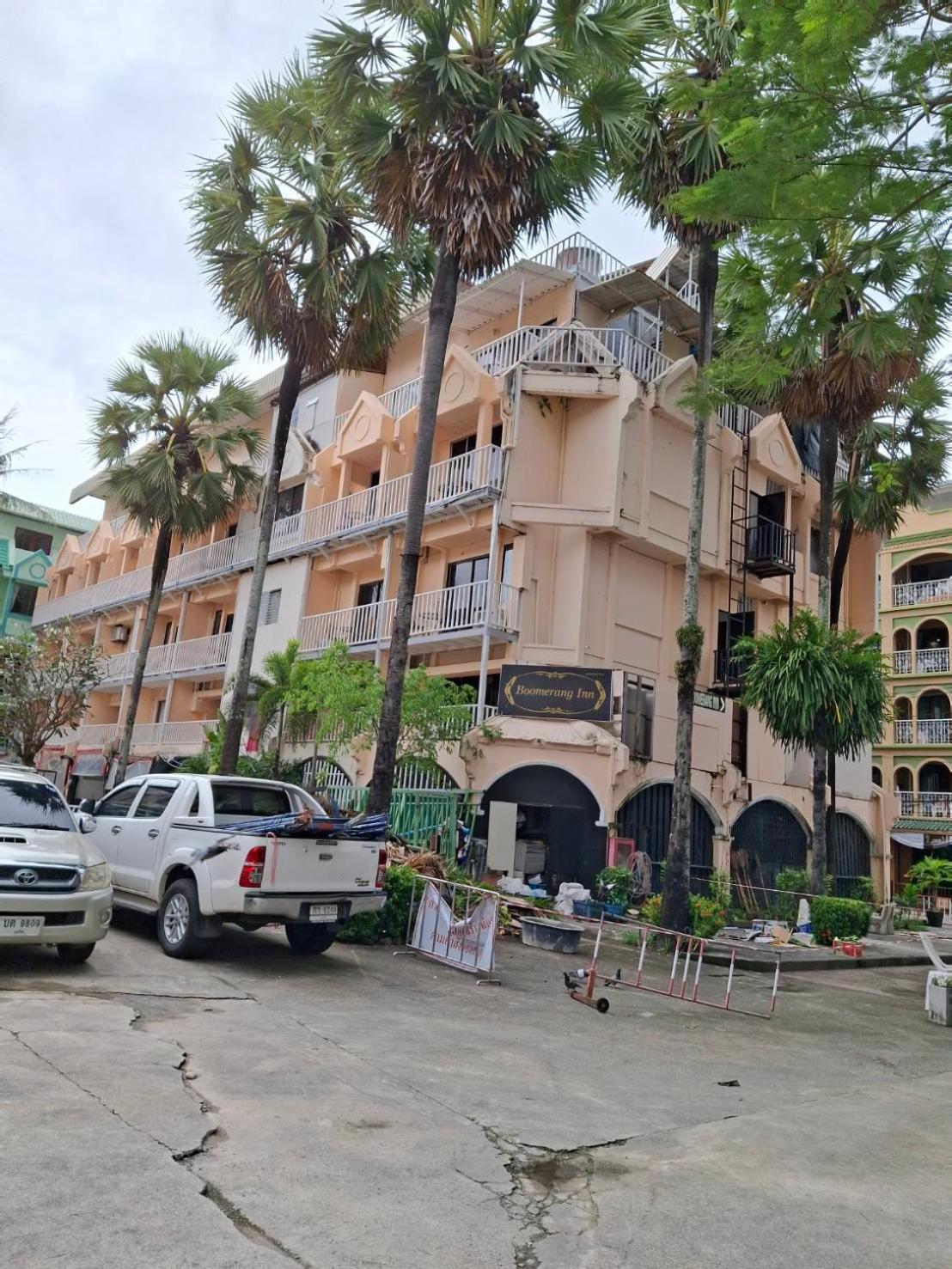 Boomerang Inn Phuket Exterior foto