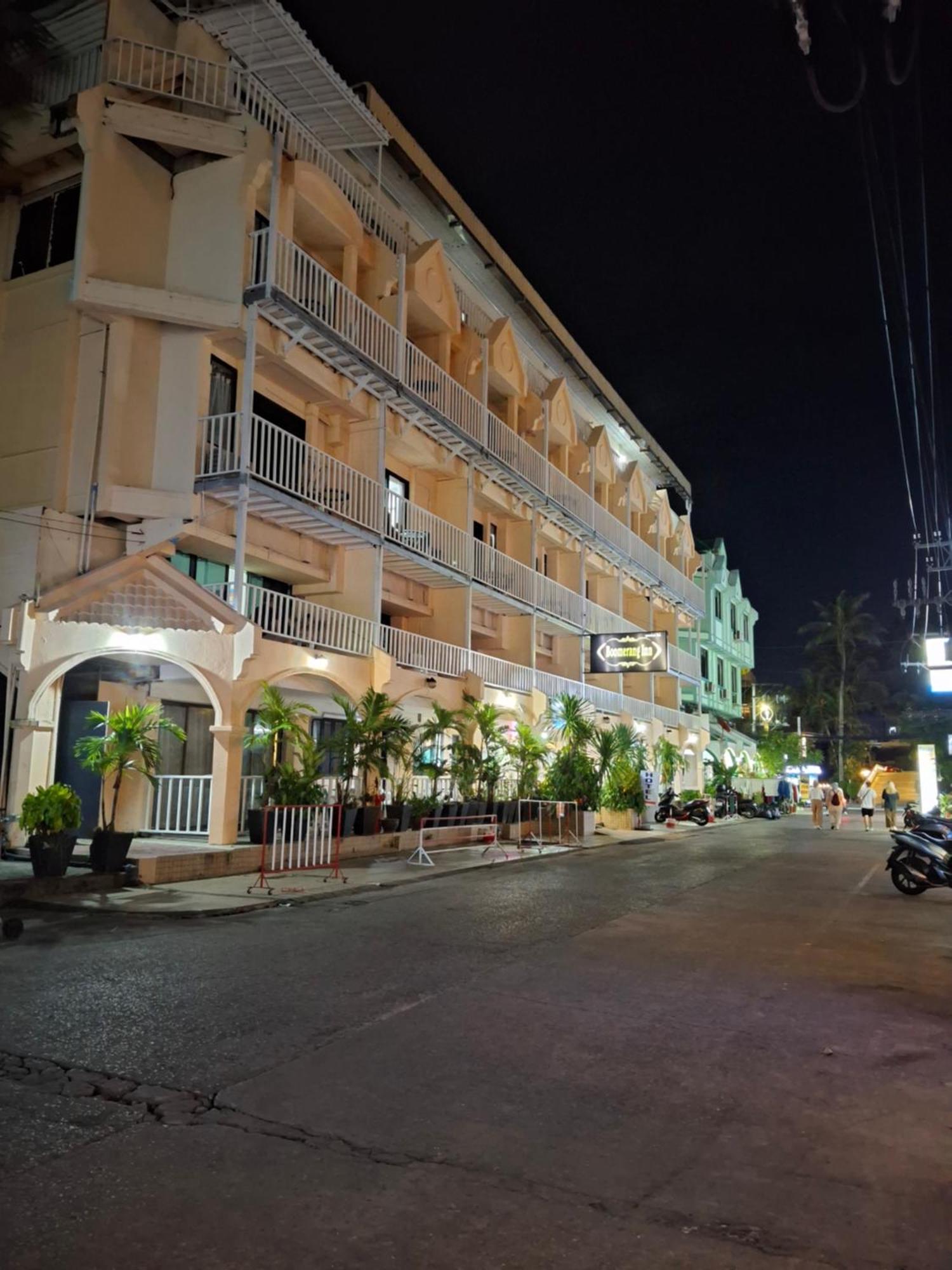 Boomerang Inn Phuket Exterior foto